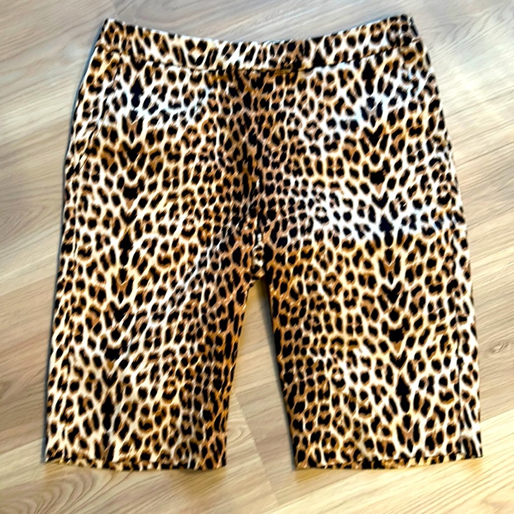 Boston Proper Cheetah Bermuda Shorts 6 NWOT Timeless Neutral Classic